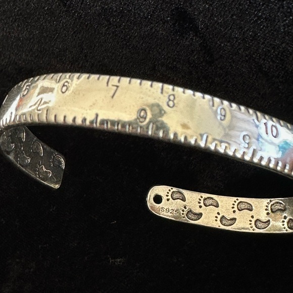 UNISEX 925 STERLING SILVER CUTE DESIGN BANGLE BRACELET - Picture 4 of 4